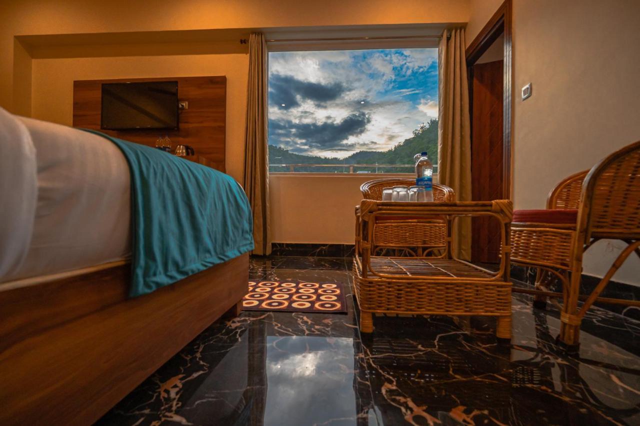 Hotel Rishikesh Grand By Kool Stays Zewnętrze zdjęcie